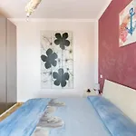 Aria Condizionata E Ampio Spazio Esterno *